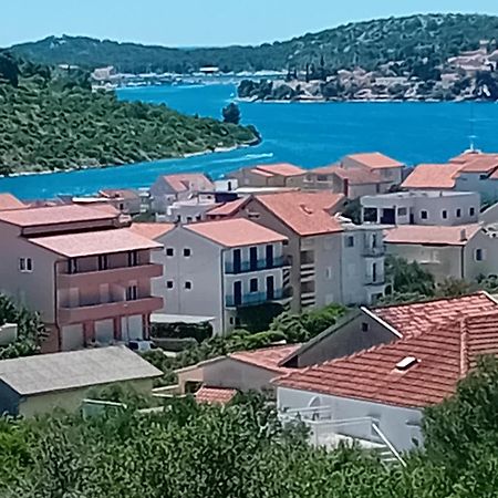 Apartments Zora Rogoznica  Luaran gambar